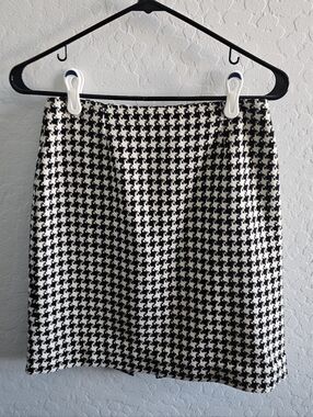 Petite Sophisticate Pencil Skirt, Size 4